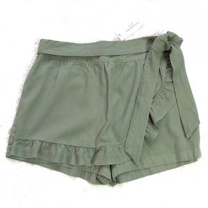 Vineyard Vines Ruffle Front Wrap Skort